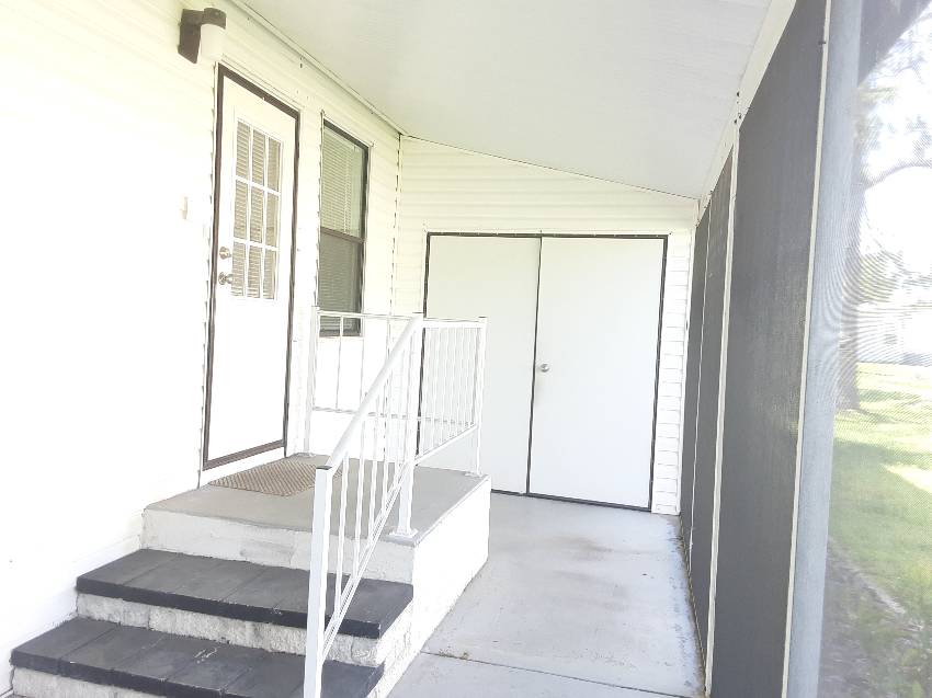 2132 Sabal Palm Drive a Lakeland, FL Mobile or Manufactured Home for Sale