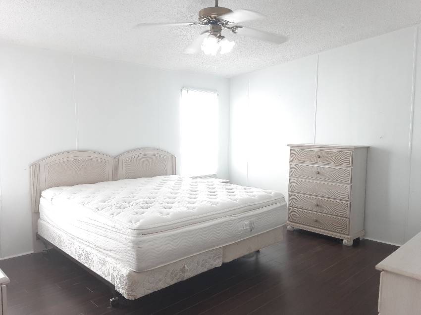 2132 Sabal Palm Drive a Lakeland, FL Mobile or Manufactured Home for Sale