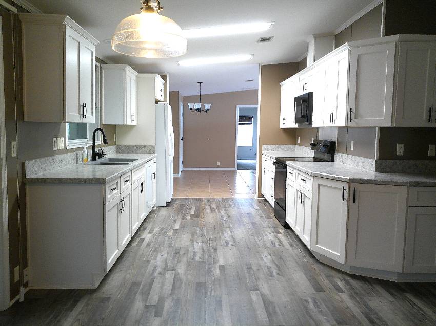 609 Tulip Circle a Auburndale, FL Mobile or Manufactured Home for Sale