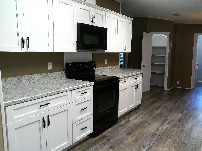 609 Tulip Circle a Auburndale, FL Mobile or Manufactured Home for Sale