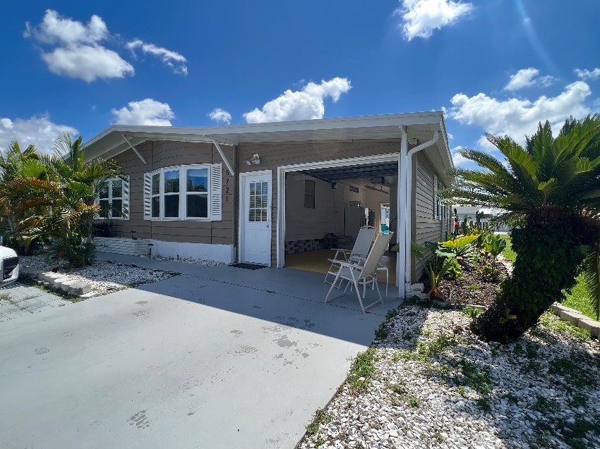 5721 Scarborough Ln a Sarasota, FL Mobile or Manufactured Home for Sale