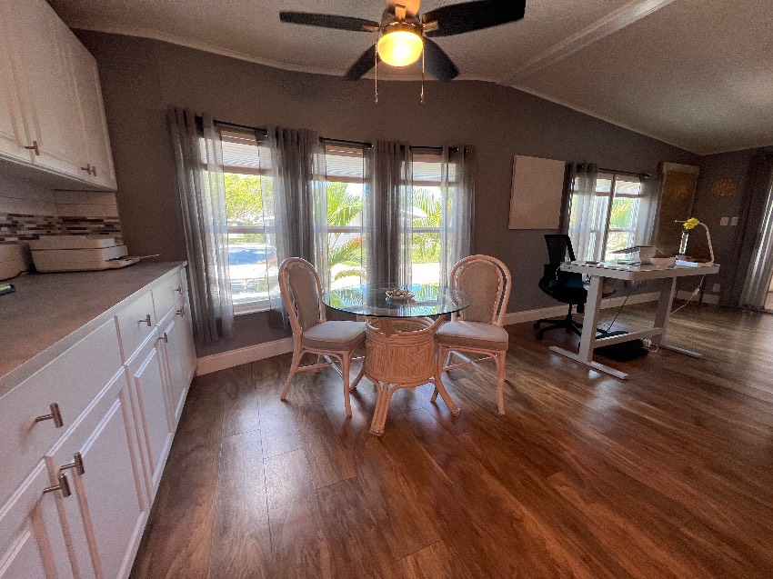 5721 Scarborough Ln a Sarasota, FL Mobile or Manufactured Home for Sale