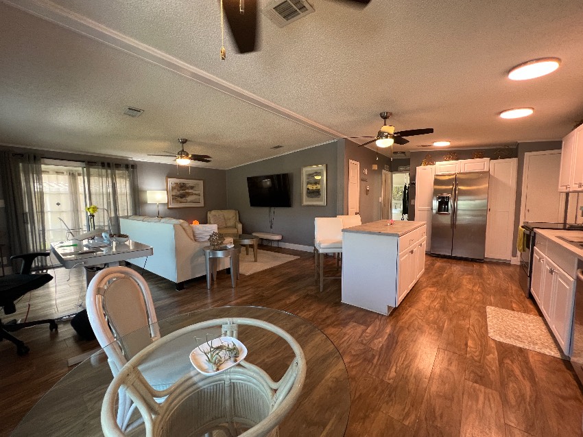 5721 Scarborough Ln a Sarasota, FL Mobile or Manufactured Home for Sale