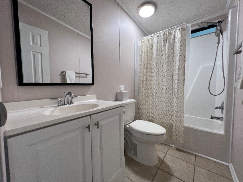 5721 Scarborough Ln a Sarasota, FL Mobile or Manufactured Home for Sale