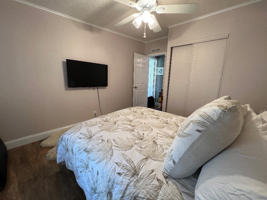 5721 Scarborough Ln a Sarasota, FL Mobile or Manufactured Home for Sale