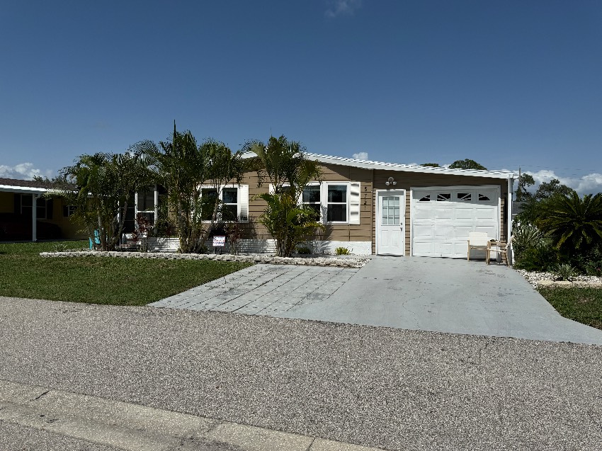 5721 Scarborough Ln a Sarasota, FL Mobile or Manufactured Home for Sale
