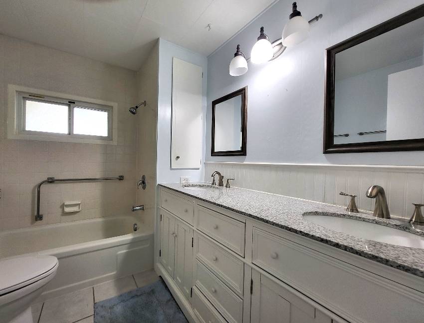 8445 Carrie Lane a Sarasota, FL Mobile or Manufactured Home for Sale