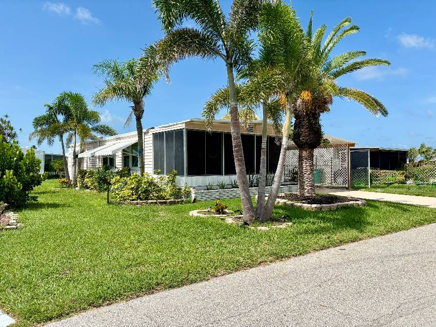 960 Freeport a Venice, FL Mobile or Manufactured Home for Sale