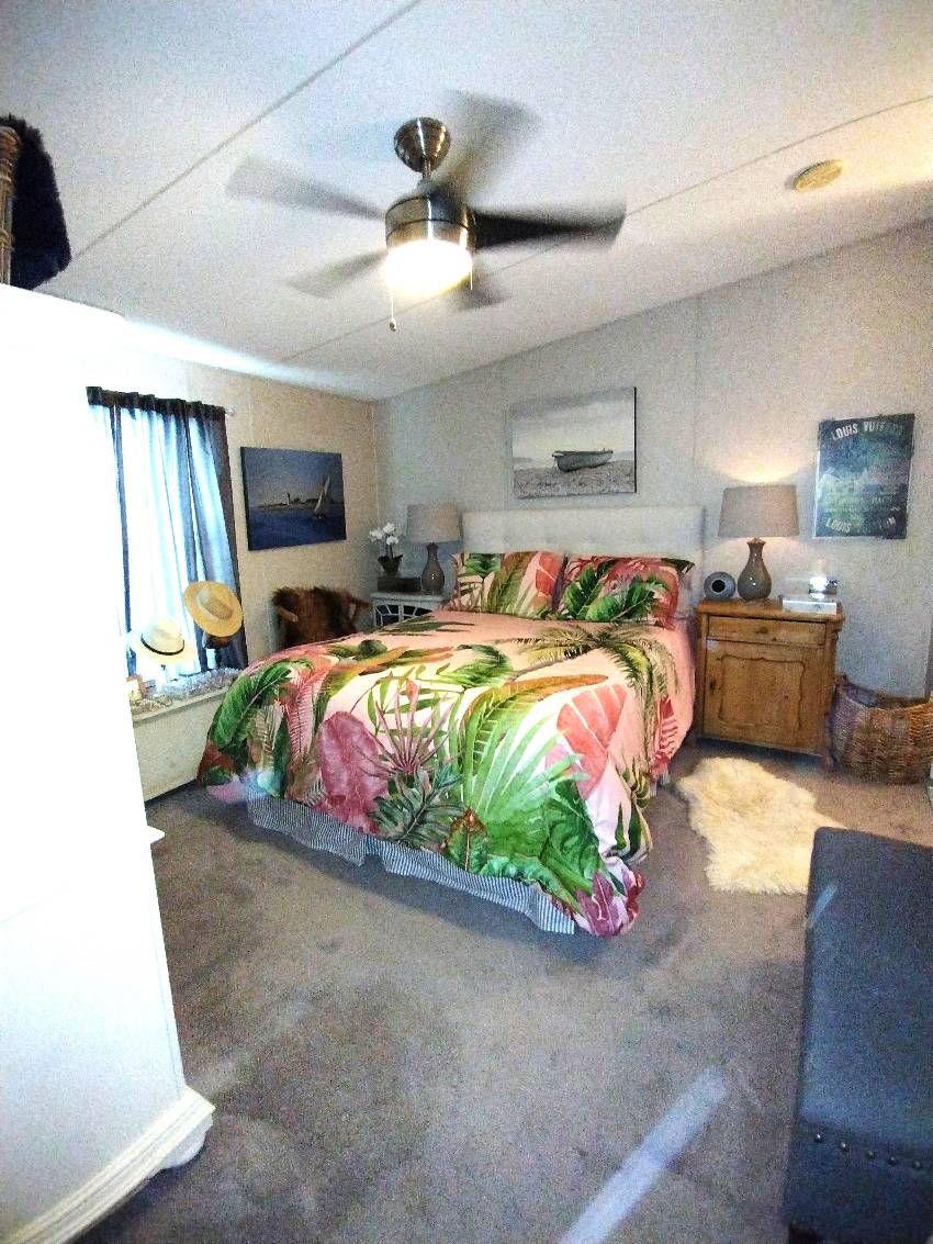 40 Fairway Drive a Auburndale, FL Mobile or Manufactured Home for Sale
