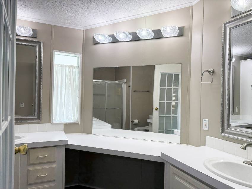 157 Palm Blvd a Parrish, FL Mobile or Manufactured Home for Sale