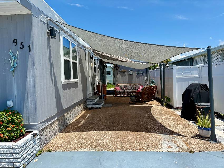951 Lucaya a Venice, FL Mobile or Manufactured Home for Sale