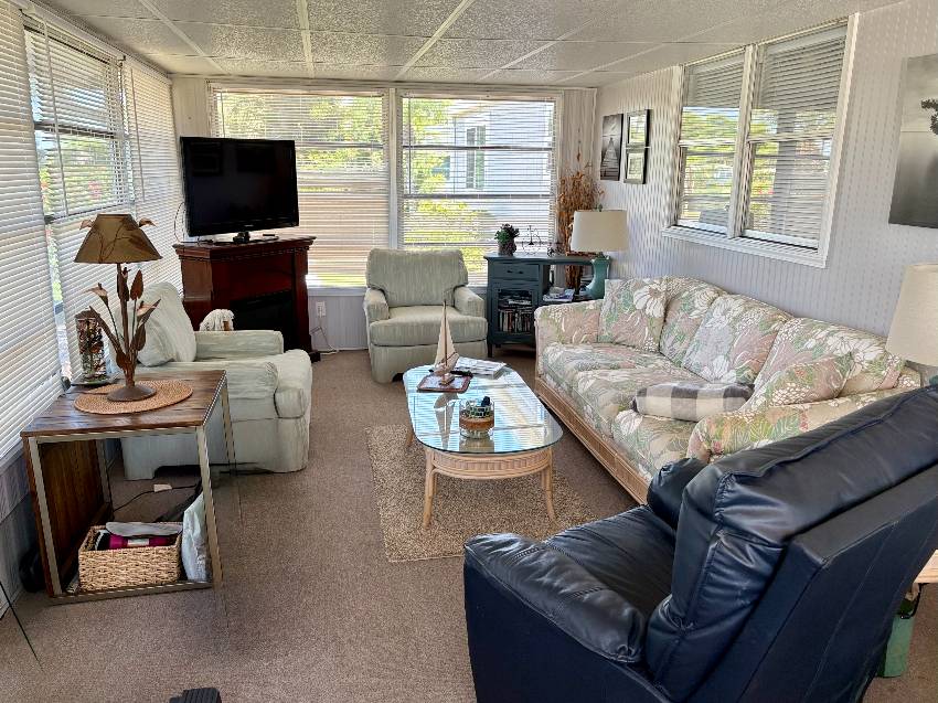 951 Lucaya a Venice, FL Mobile or Manufactured Home for Sale