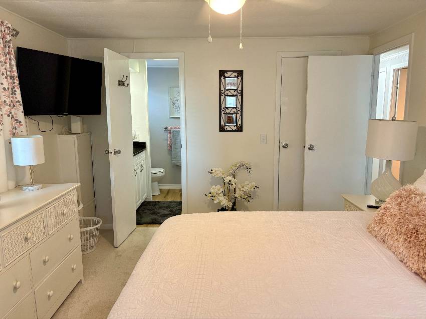951 Lucaya a Venice, FL Mobile or Manufactured Home for Sale