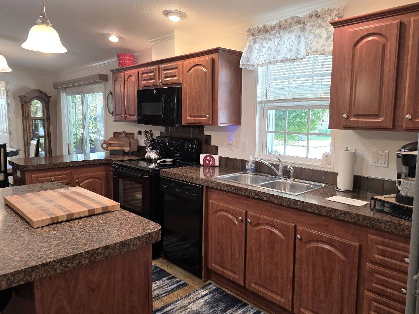 10780 S Sterlingshire Terrace a Homosassa, FL Mobile or Manufactured Home for Sale
