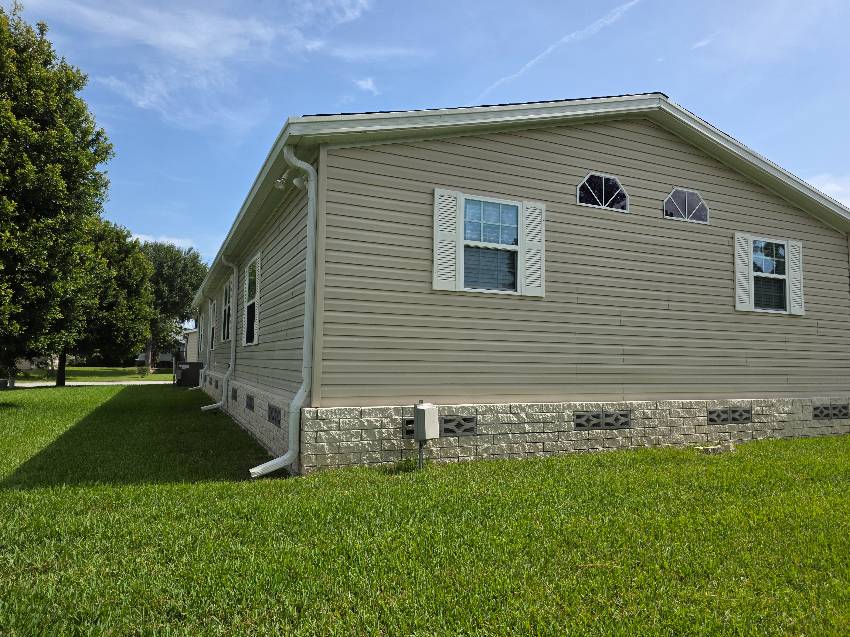 10780 S Sterlingshire Terrace a Homosassa, FL Mobile or Manufactured Home for Sale