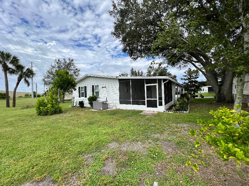 5726 Axminster Dr a Sarasota, FL Mobile or Manufactured Home for Sale