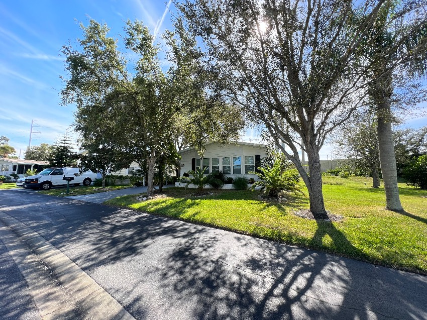 5726 Axminster Dr a Sarasota, FL Mobile or Manufactured Home for Sale