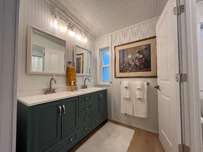5726 Axminster Dr a Sarasota, FL Mobile or Manufactured Home for Sale
