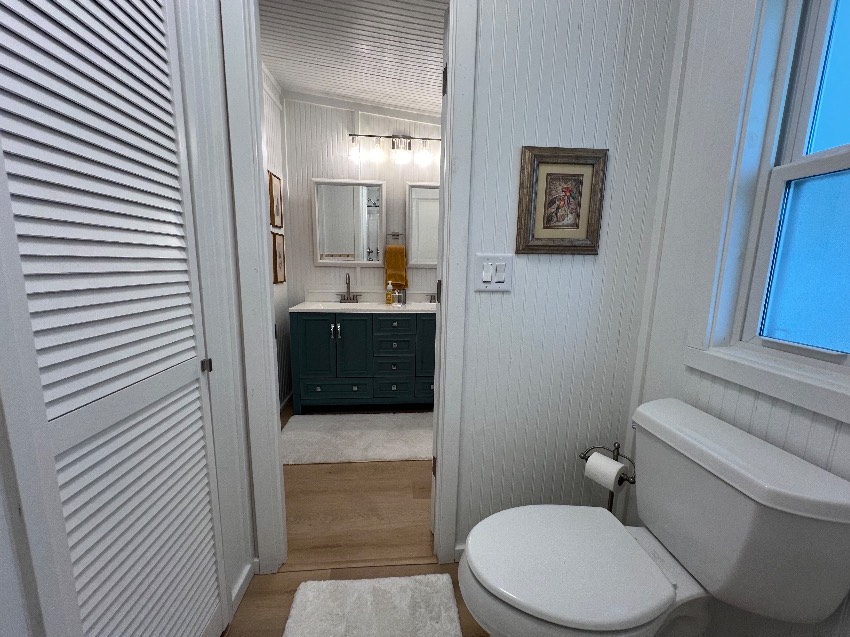 5726 Axminster Dr a Sarasota, FL Mobile or Manufactured Home for Sale