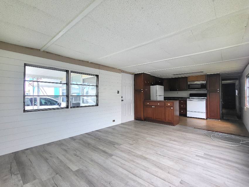 8705 S Tamiami Trl Lot 90 a Sarasota, FL Mobile or Manufactured Home for Sale