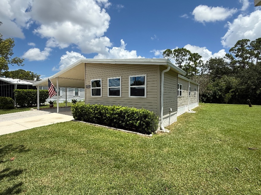 6497 Wakefield Ln a Sarasota, FL Mobile or Manufactured Home for Sale