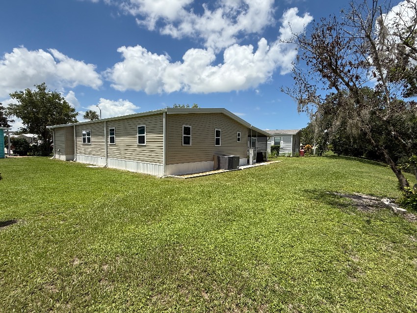 6497 Wakefield Ln a Sarasota, FL Mobile or Manufactured Home for Sale