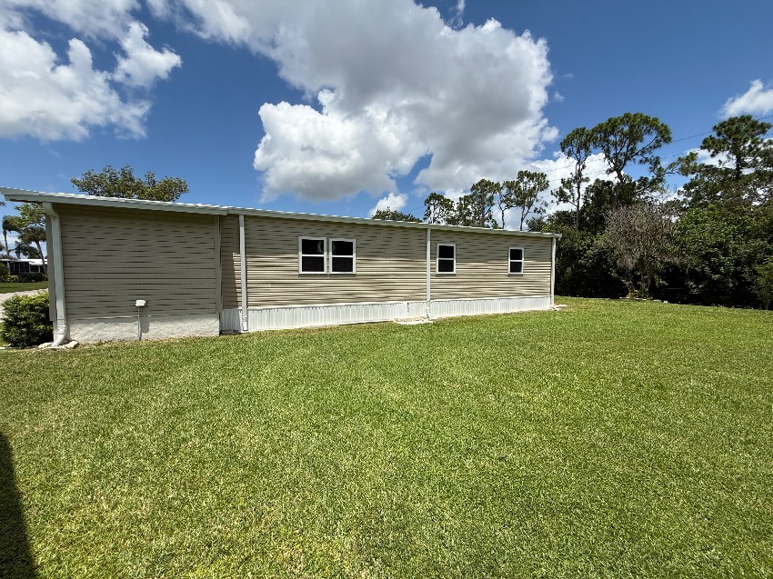6497 Wakefield Ln a Sarasota, FL Mobile or Manufactured Home for Sale