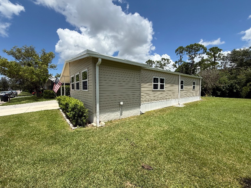 6497 Wakefield Ln a Sarasota, FL Mobile or Manufactured Home for Sale