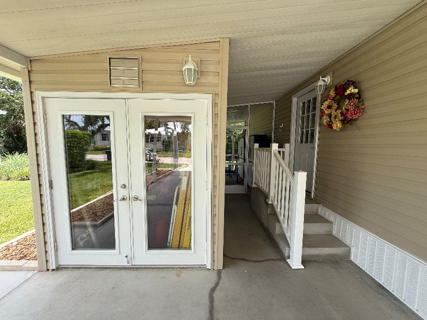 6497 Wakefield Ln a Sarasota, FL Mobile or Manufactured Home for Sale