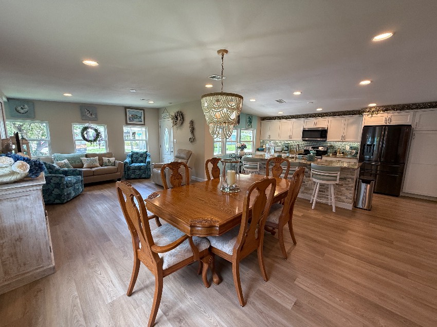 6497 Wakefield Ln a Sarasota, FL Mobile or Manufactured Home for Sale