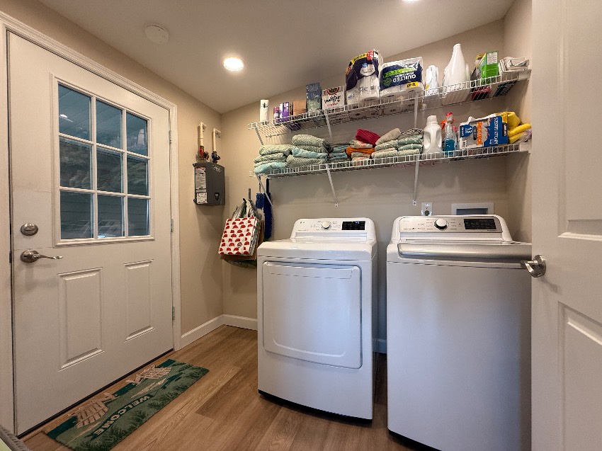 6497 Wakefield Ln a Sarasota, FL Mobile or Manufactured Home for Sale