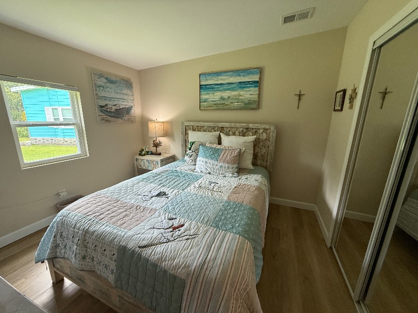 6497 Wakefield Ln a Sarasota, FL Mobile or Manufactured Home for Sale