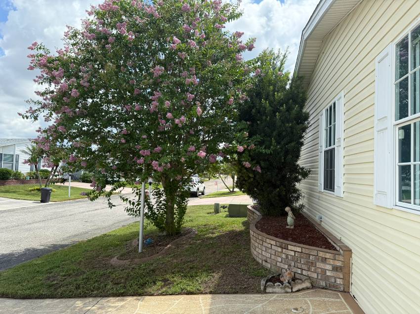 105 Bougenvilea Terrace a Parrish, FL Mobile or Manufactured Home for Sale