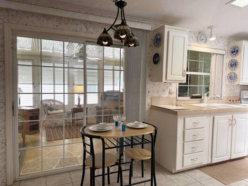 105 Bougenvilea Terrace a Parrish, FL Mobile or Manufactured Home for Sale