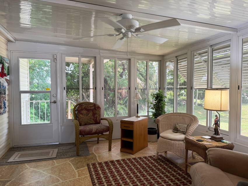 105 Bougenvilea Terrace a Parrish, FL Mobile or Manufactured Home for Sale