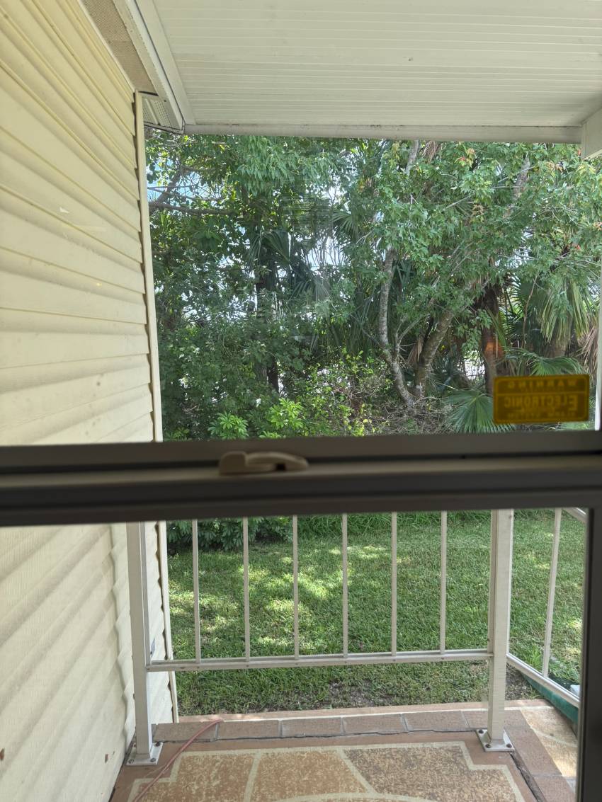 105 Bougenvilea Terrace a Parrish, FL Mobile or Manufactured Home for Sale