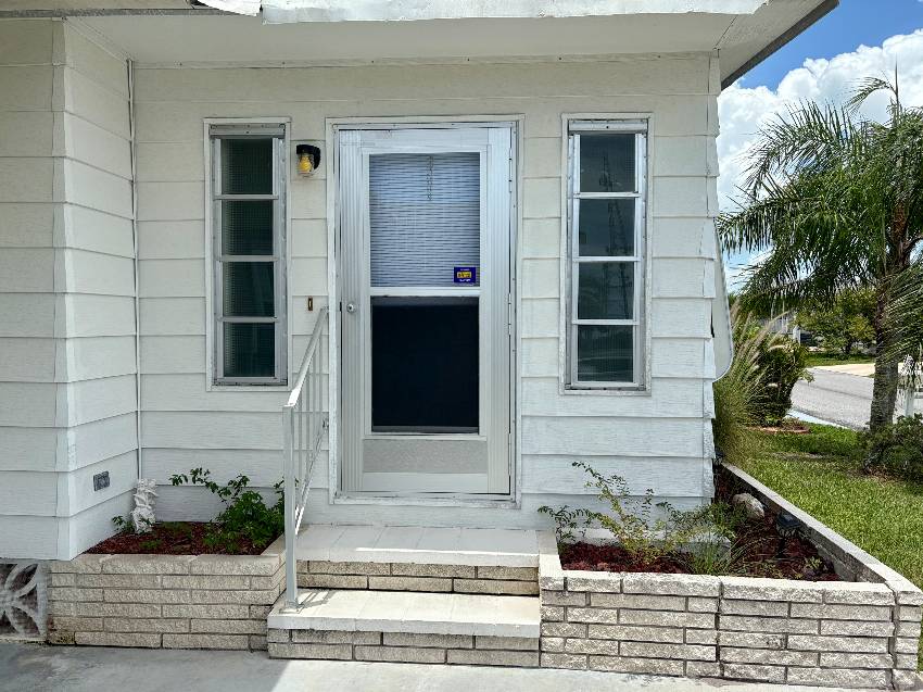 421 Bimini a Venice, FL Mobile or Manufactured Home for Sale