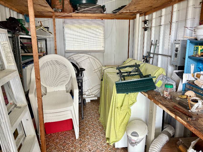 421 Bimini a Venice, FL Mobile or Manufactured Home for Sale