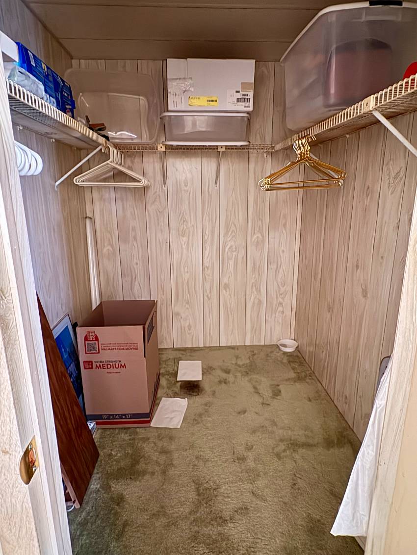 421 Bimini a Venice, FL Mobile or Manufactured Home for Sale