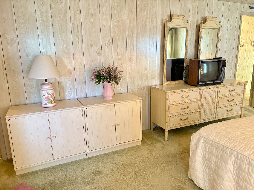421 Bimini a Venice, FL Mobile or Manufactured Home for Sale