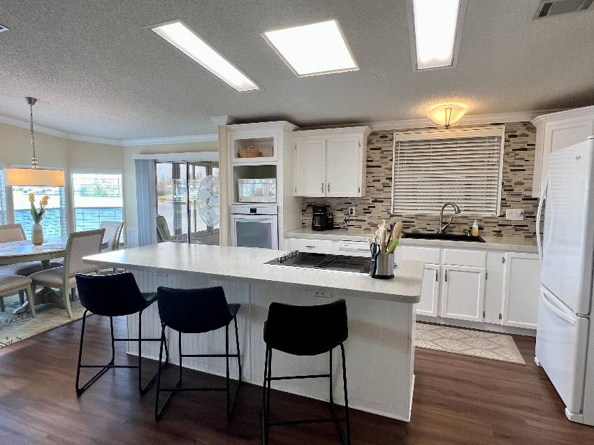 108 Lantana Lane a Parrish, FL Mobile or Manufactured Home for Sale