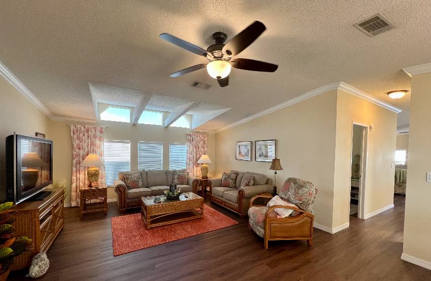 108 Lantana Lane a Parrish, FL Mobile or Manufactured Home for Sale