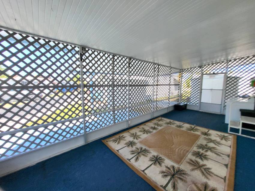 8705 S Tamiami Trl Lot 113 a Sarasota, FL Mobile or Manufactured Home for Sale