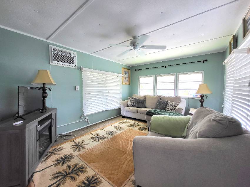 8705 S Tamiami Trl Lot 113 a Sarasota, FL Mobile or Manufactured Home for Sale
