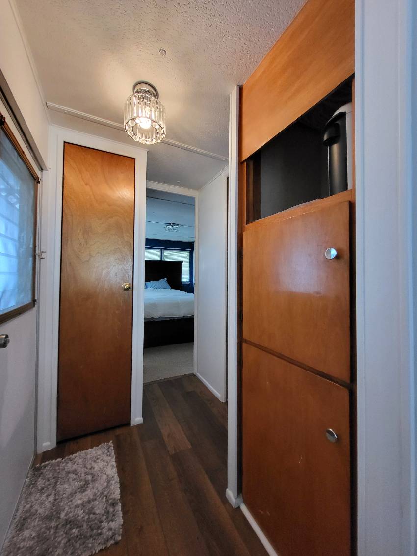 8705 S Tamiami Trl Lot 113 a Sarasota, FL Mobile or Manufactured Home for Sale