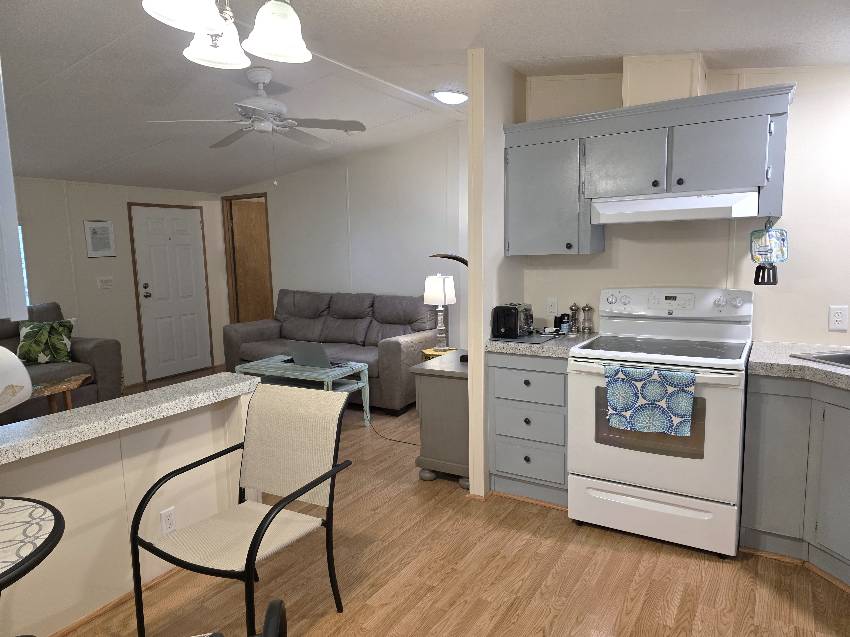 10308 S Cadbury Terrace a Homosassa, FL Mobile or Manufactured Home for Sale