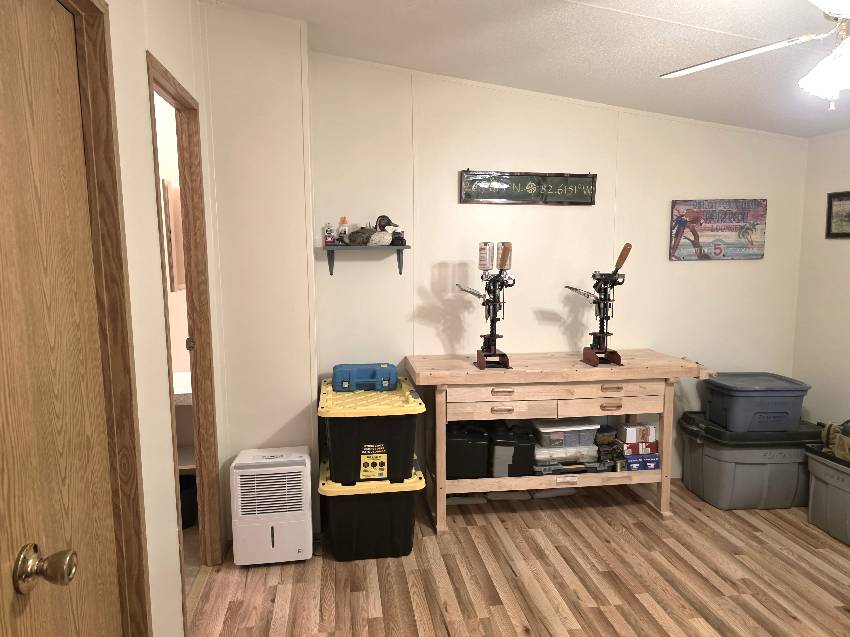10308 S Cadbury Terrace a Homosassa, FL Mobile or Manufactured Home for Sale