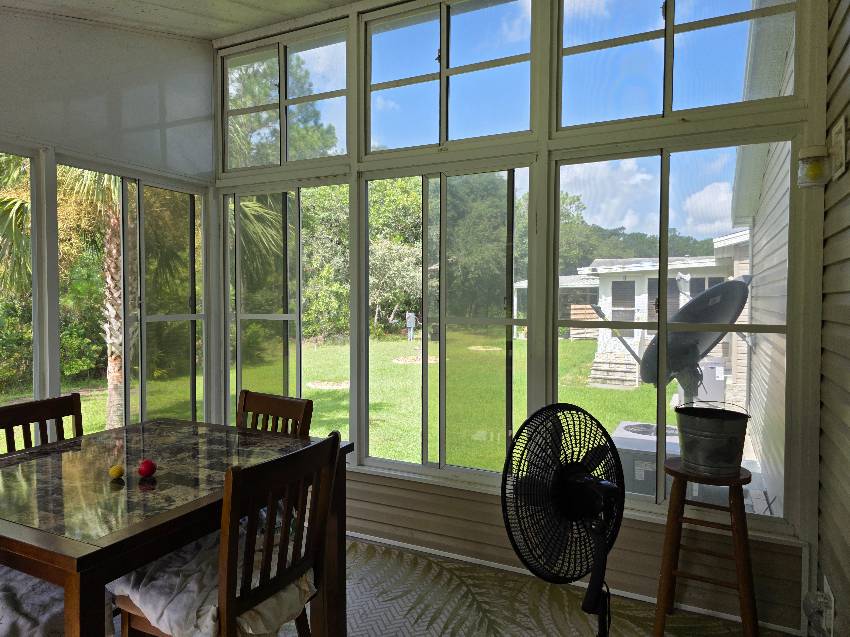 7000 W Leonshire Lane a Homosassa, FL Mobile or Manufactured Home for Sale