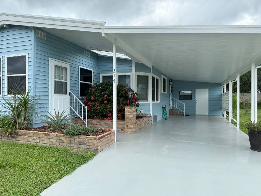 317 Bougainvillea Circle a Parrish, FL Mobile or Manufactured Home for Sale
