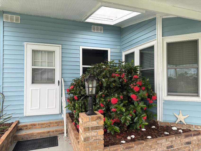 317 Bougainvillea Circle a Parrish, FL Mobile or Manufactured Home for Sale